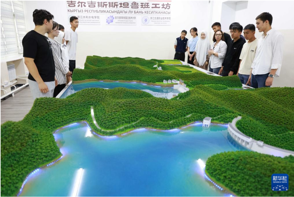 心相近丨“当好友谊使者和合作桥梁”——中国中亚共筑友好合作的青春纽带