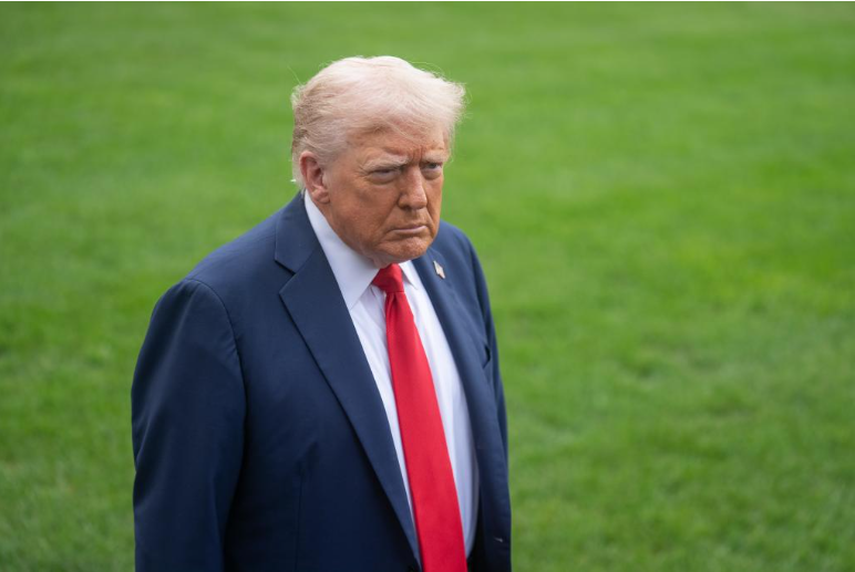 美媒曝特朗普与马杜罗通电话 讨论两人在美会晤可能性