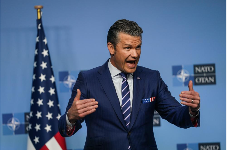 “群聊门”又被翻出 美防长争议不断