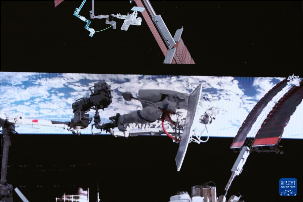 神舟二十一号航天员乘组圆满完成第三次出舱活动 中国航天员个人出舱活动次数纪录刷新