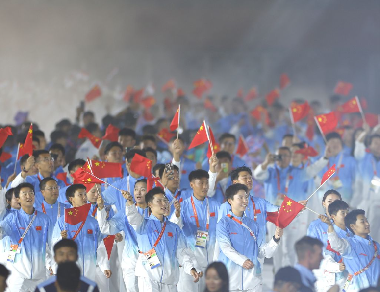 亚运会丨综述：中国十二连冠 亚洲新星闪耀 赛事组织混乱