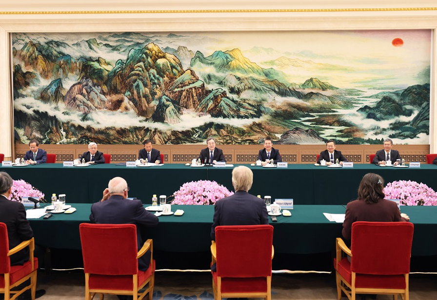 丁薛祥会见2026年国际科学理事会中期会员大会暨北京科学对话部分外宾