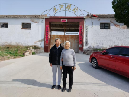 郭老师看望我，很感动