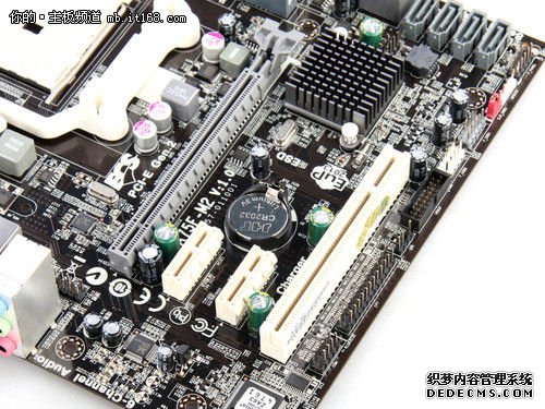 mATX小板设计 CPU四相供电够用
