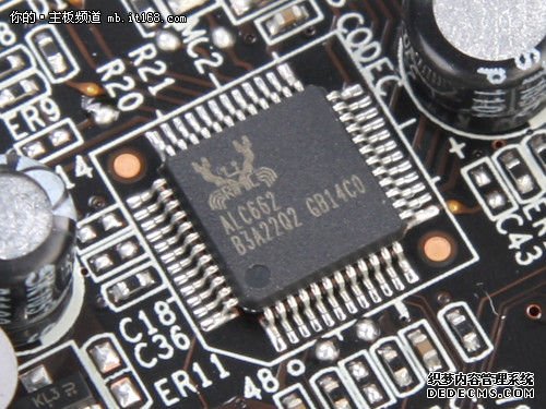 接口简单实用 2个内存插槽满足入门用户