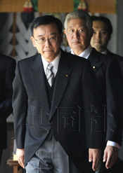 日本约50名国会议员参拜靖国神社