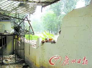 作家阎连科家遭强拆 称如处理得当不愿折腾