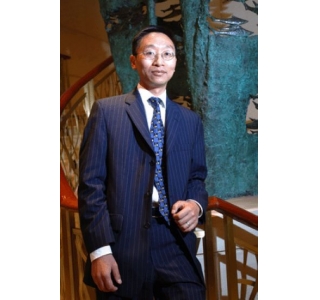 皇冠雅仕候选人--杨戈