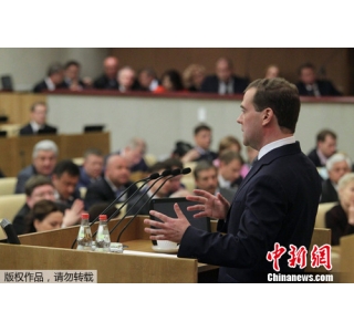 梅德韦杰夫称因“大换血”新政府组建时间将更久