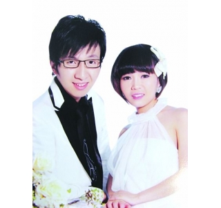 男子遇车祸剩下半脑读完大学 痴情女孩与其完婚