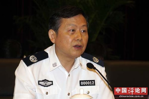 公安部副部长：流动人口有望落户长期工作地