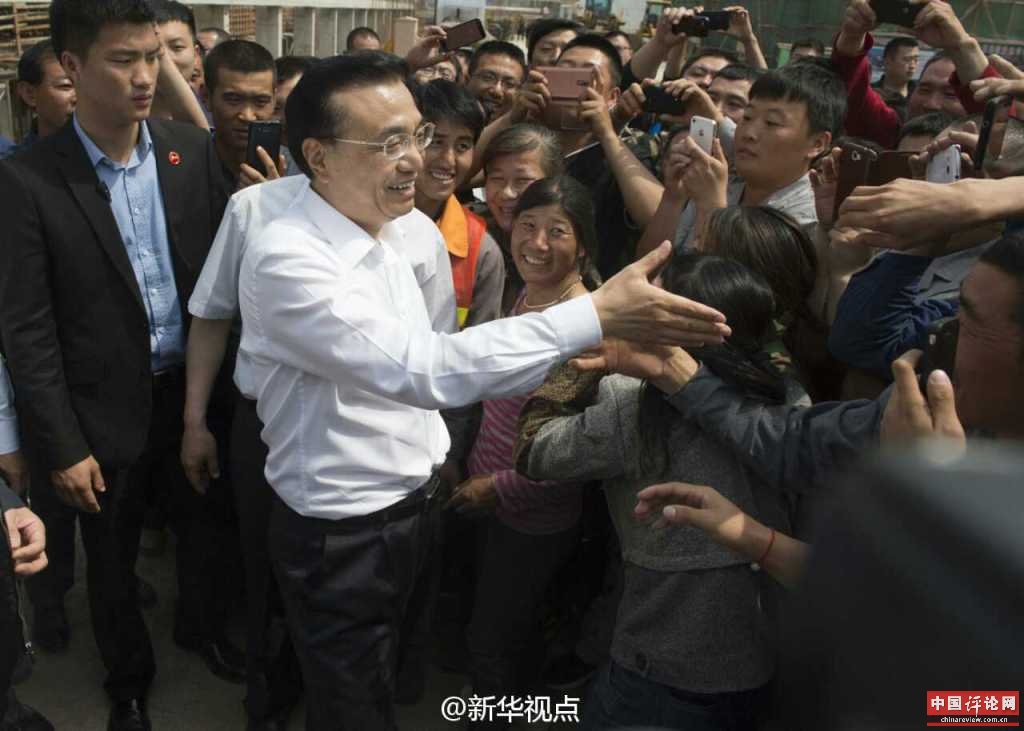 5月22日在赤峰考察城市基础设施建设情况时，李克强鼓励当地政府，未来城市基础设施建设中要吸引更多社会资本，补足城市发展“短板”。