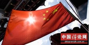 默克尔越来越向普京靠拢？