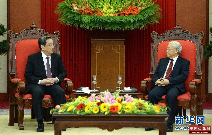 12月25日至27日，中共中央政治局常委、全国政协主席俞正声对越南进行正式访问。这是12月26日，俞正声在河内会见越共中央总书记阮富仲。 新华社记者马占成摄