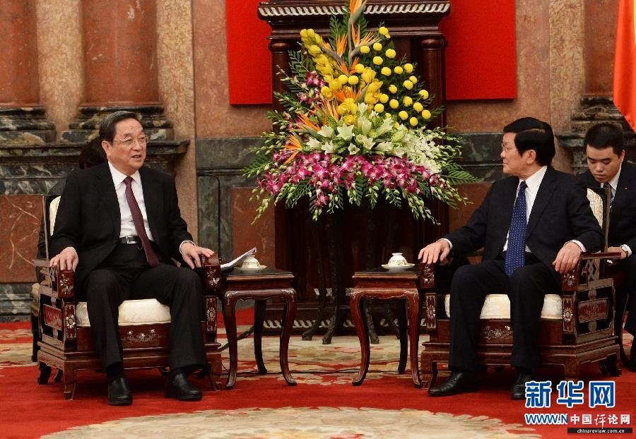 12月25日至27日，中共中央政治局常委、全国政协主席俞正声对越南进行正式访问。这是12月26日，俞正声在河内会见越南国家主席张晋创。 新华社记者刘建生摄