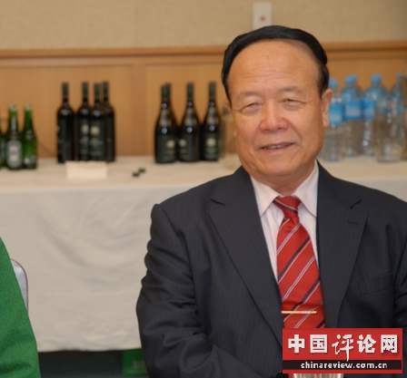 中共中央决定给予郭伯雄开除党籍处分