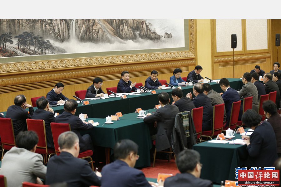 2月19日，中共中央总书记、国家主席、中央军委主席习近平在北京主持召开党的新闻舆论工作座谈会并发表重要讲话。 新华社记者 鞠鹏 摄 