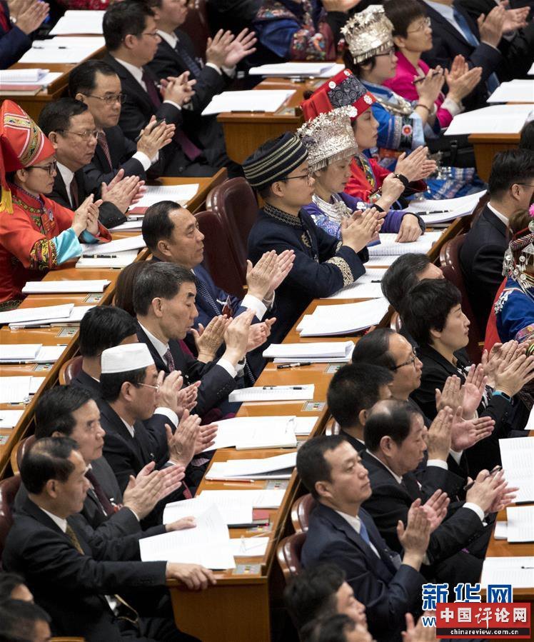十三届全国人大一次会议在京开幕【5】