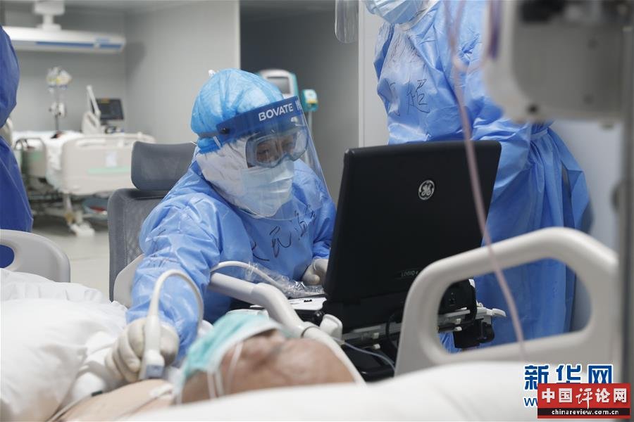 （新华全媒头条·图文互动）（4）和时间拼速度 与死神抢生命——火神山医院重症医学一科里的“生死战” 