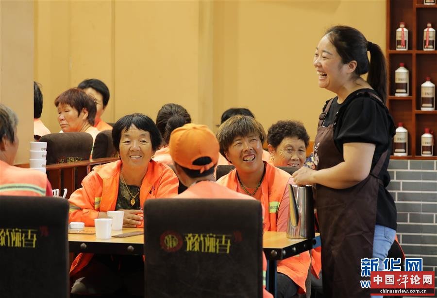 #（社会）（2）河南武陟：爱心面馆“爱心面”关爱环卫工人