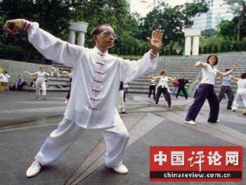 老年人春季锻炼注意事项